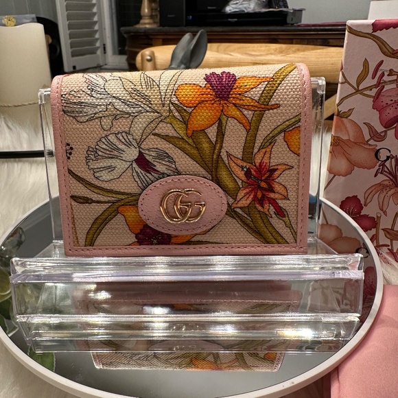 💗Limited Edition Pink Gucci Flora Wallet FULL INCLUSION💗 - Picture 2 of 7